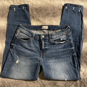 Studio Blue Sz 30 distressed relaxed skinny jeans